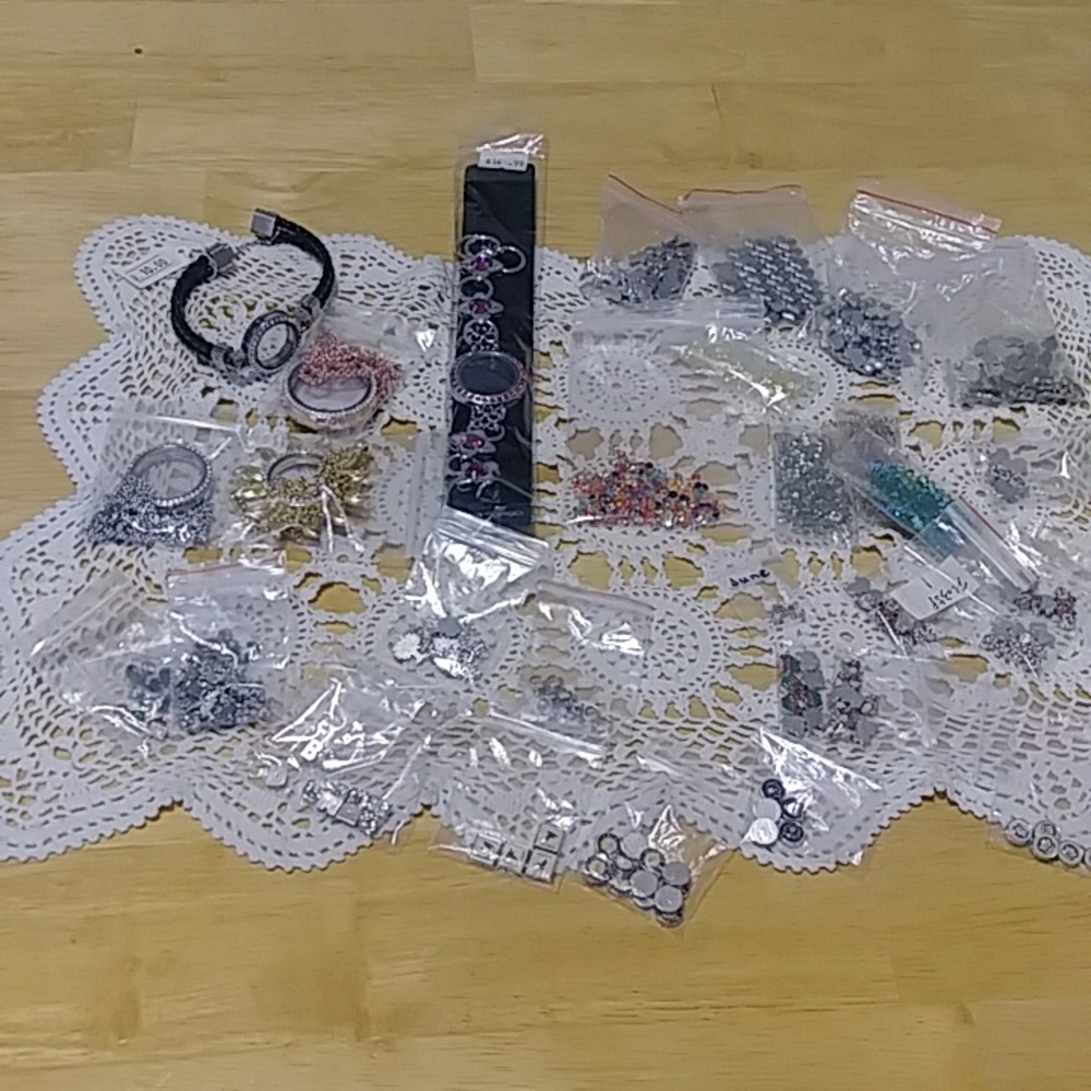 Floating Jewelry Reseller Bundle